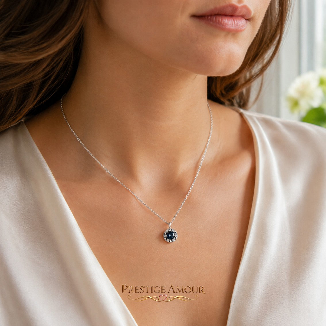 Laura Ashley Bowen Star Crystal Necklace – detail view 2