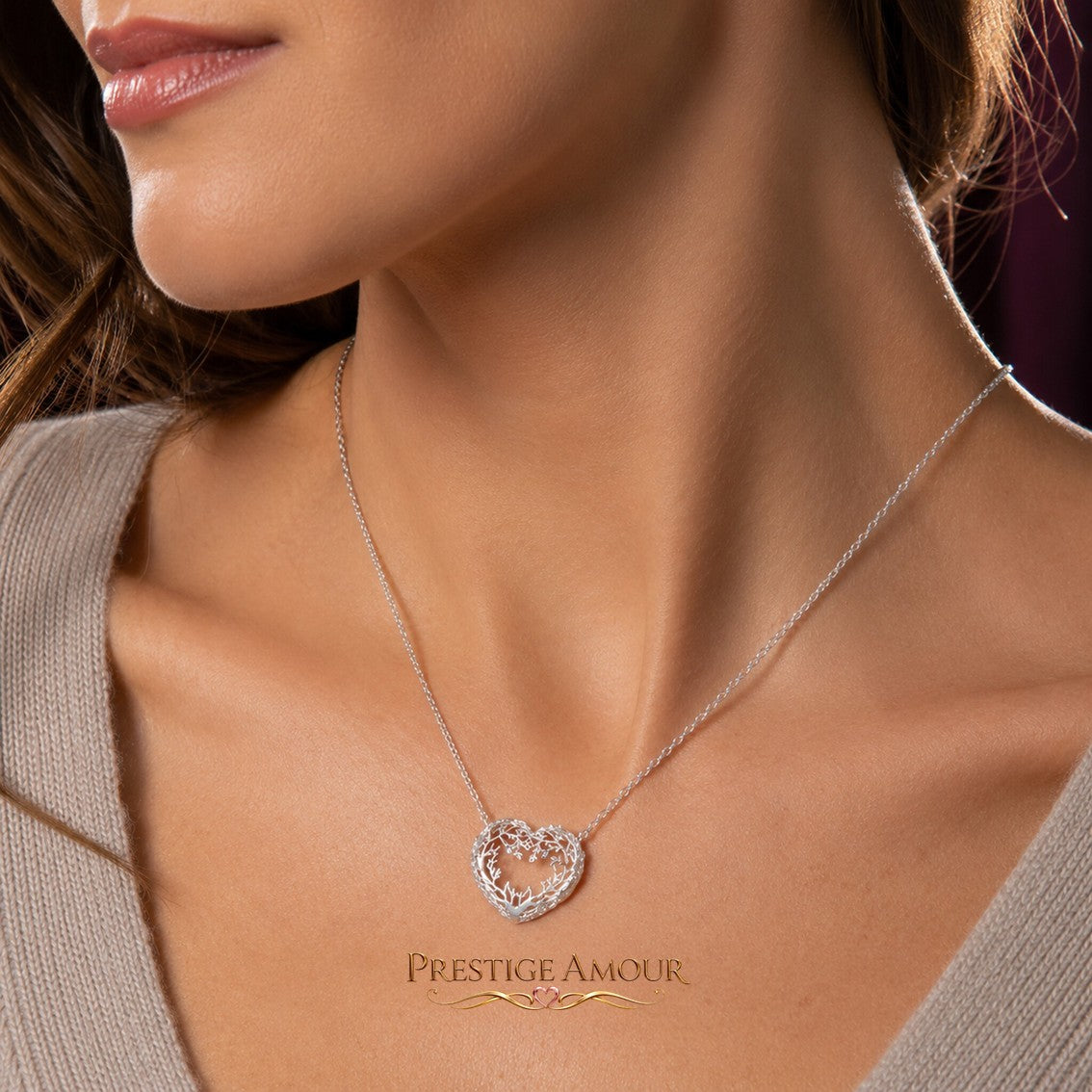 Laura Ashley Firbeck Toile Heart Necklace – detail view 5