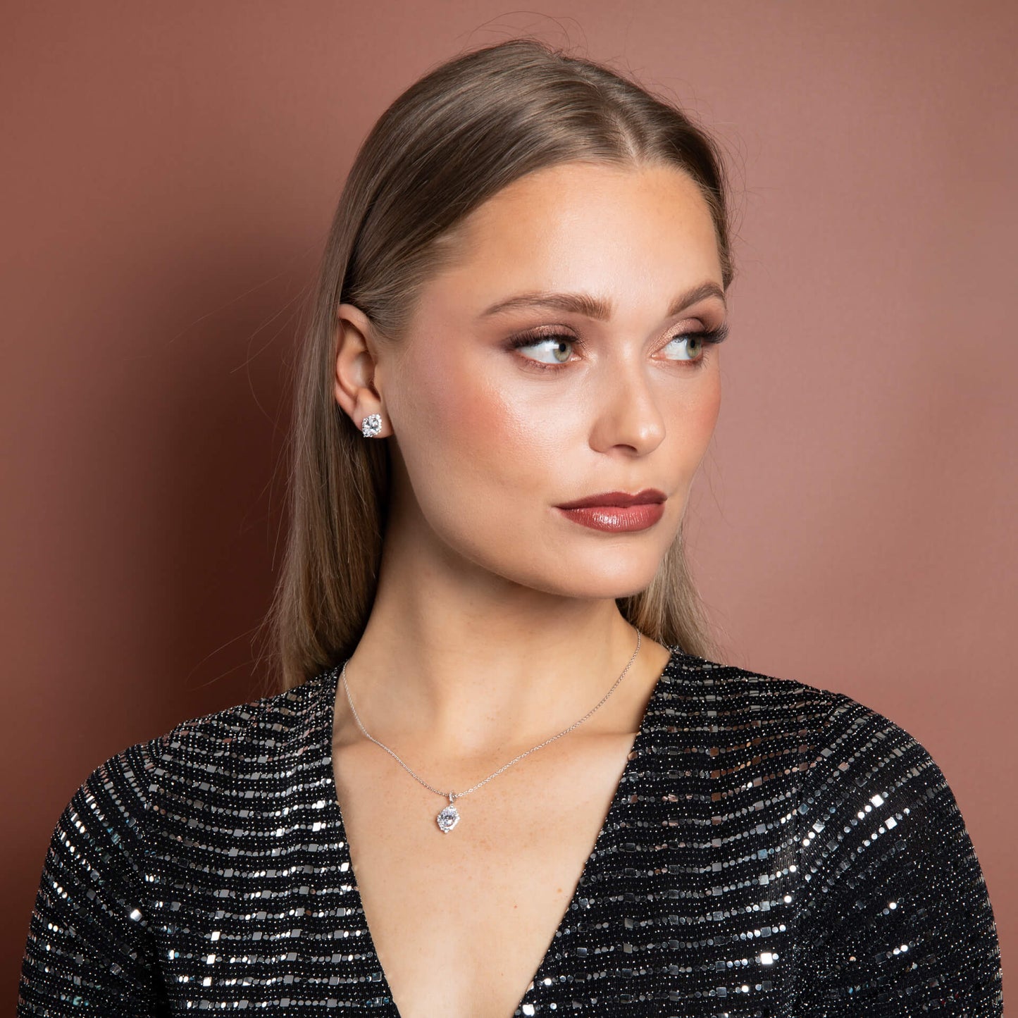 Oval Cluster Pendant – Sterling Silver